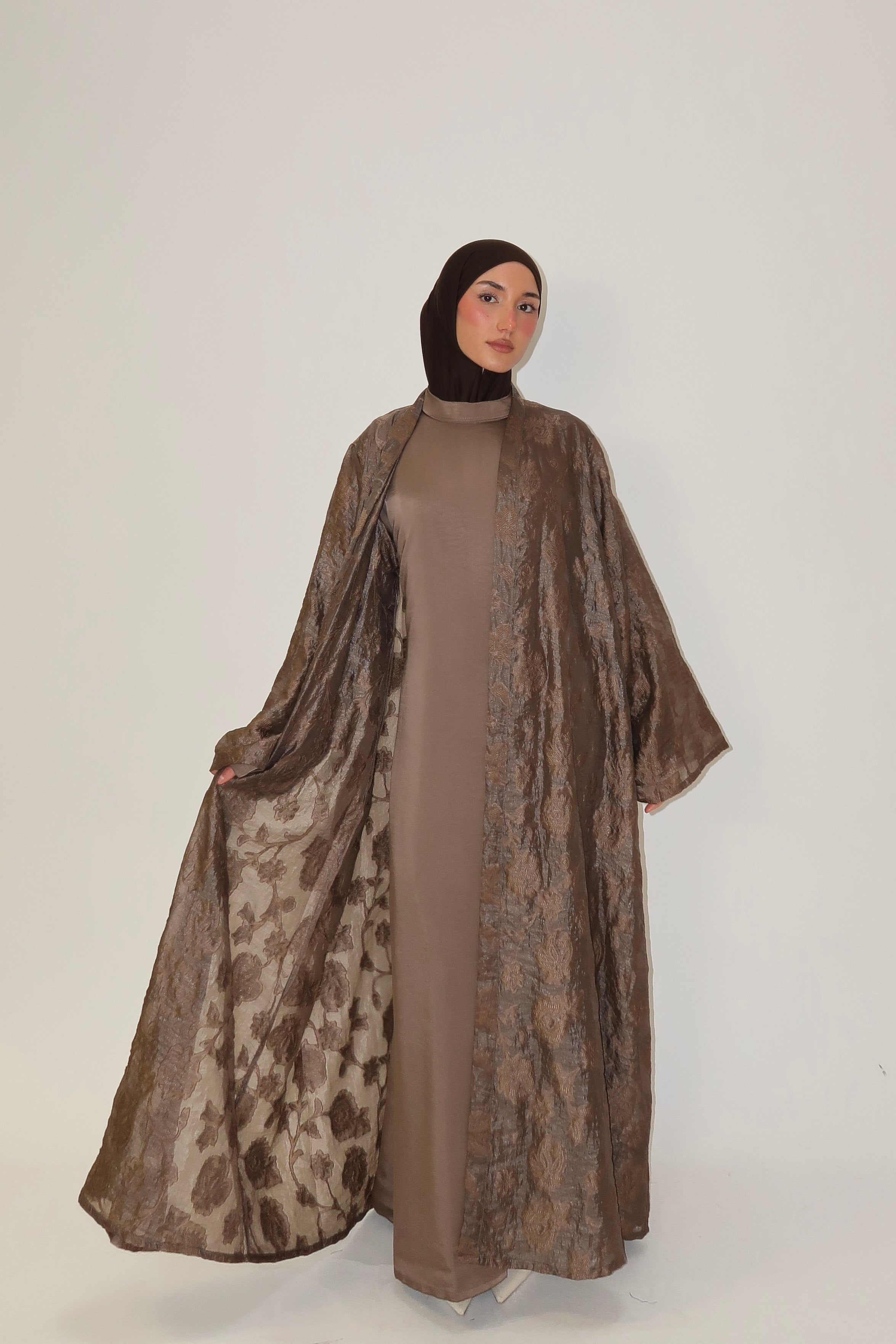 Abaya Osmanthus Braun