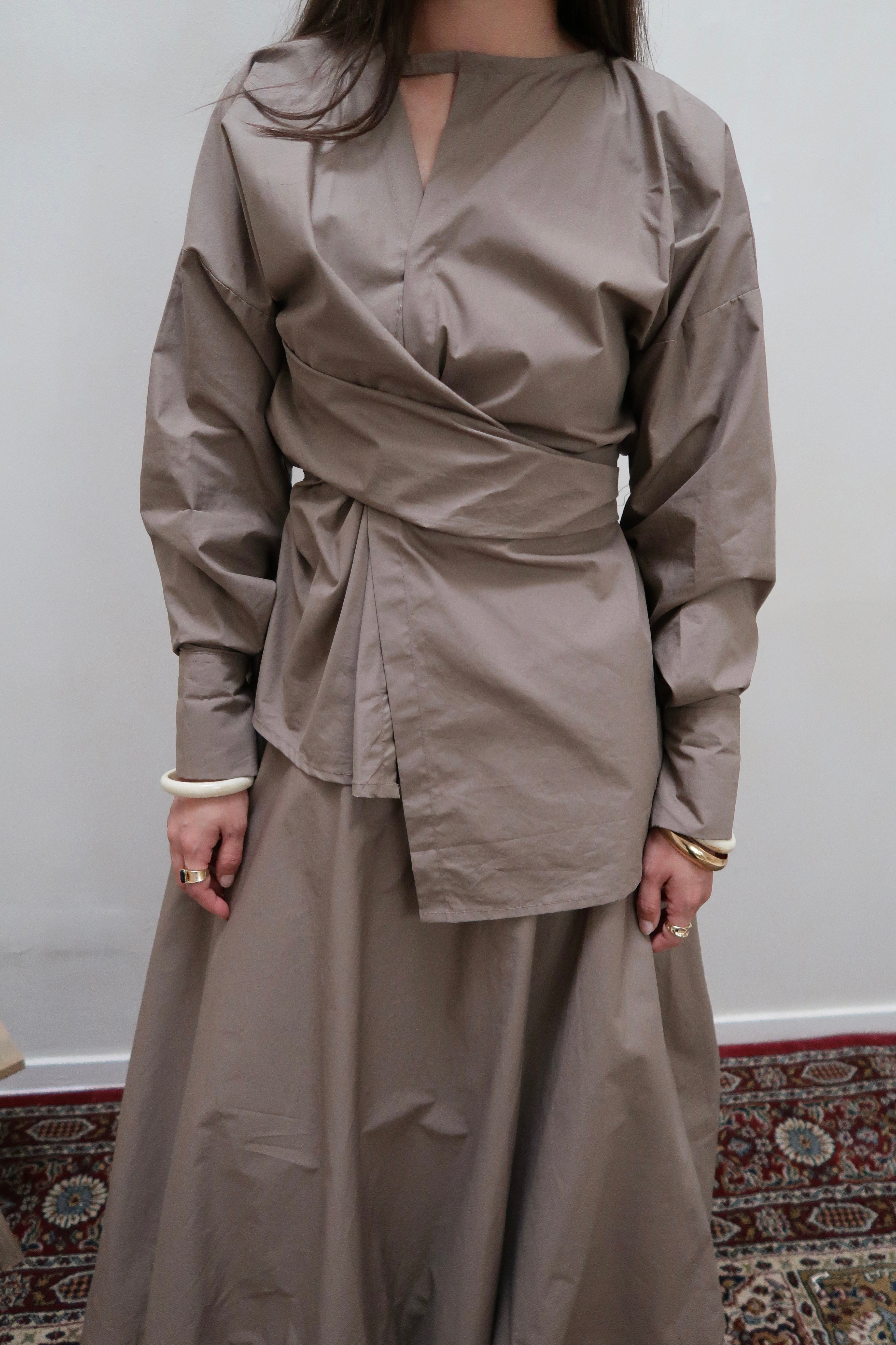 Two-piece balloon skirt greige