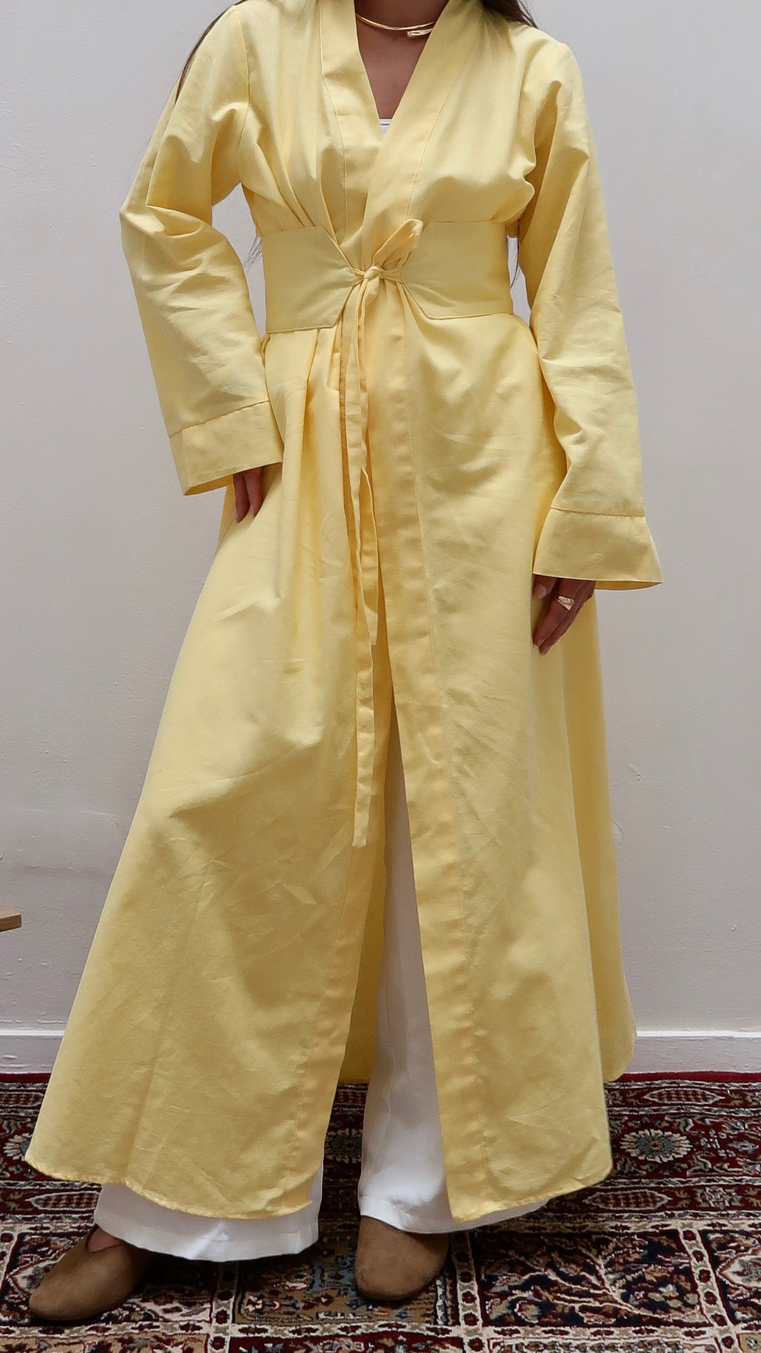 Kimono with belt yellow