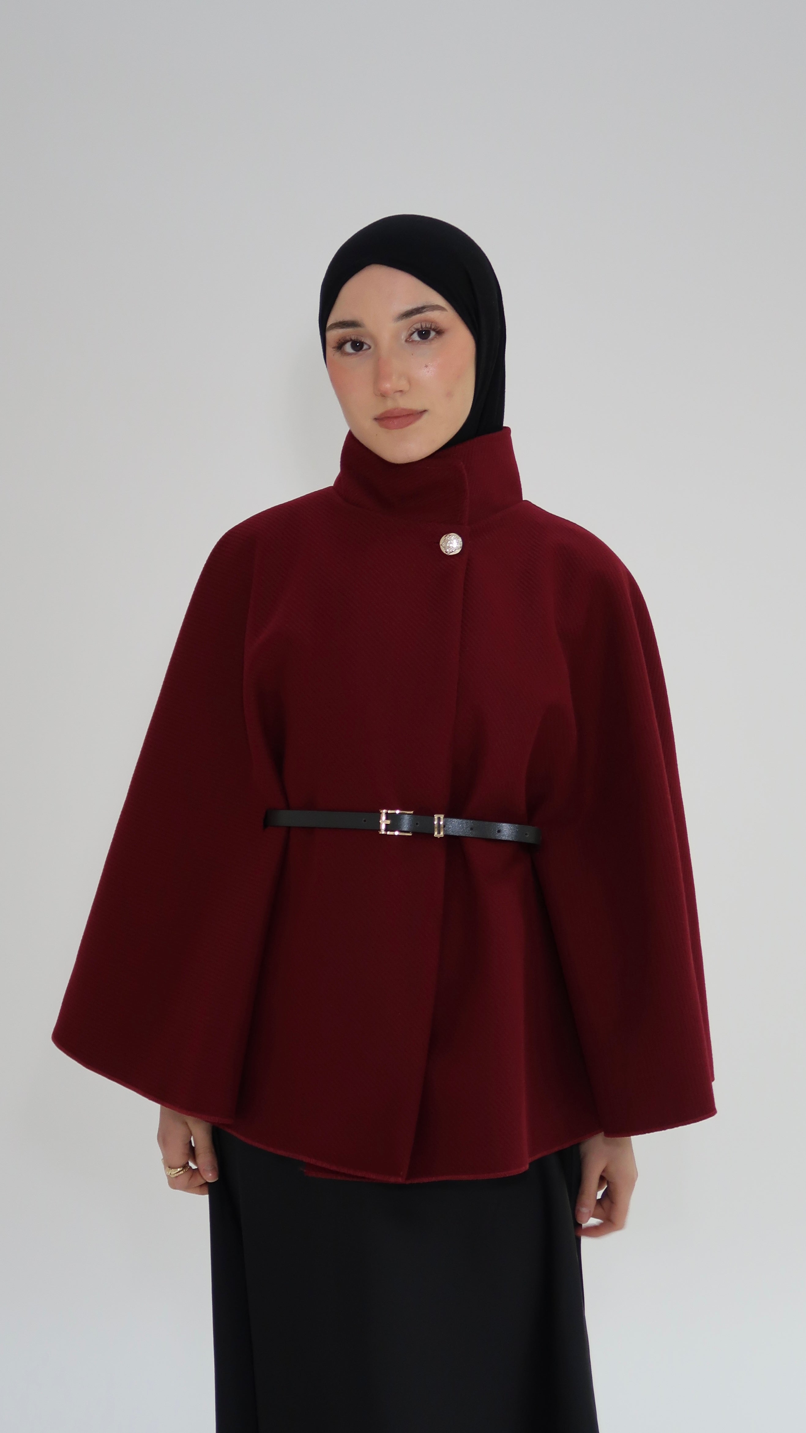 Cape mit Gürtel