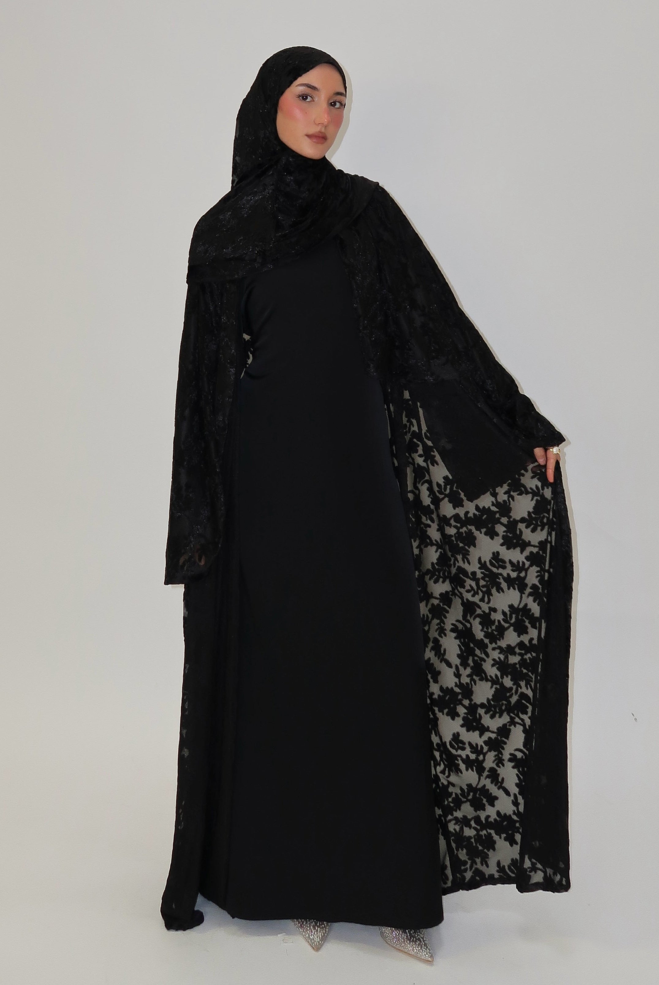 Abaya Samt