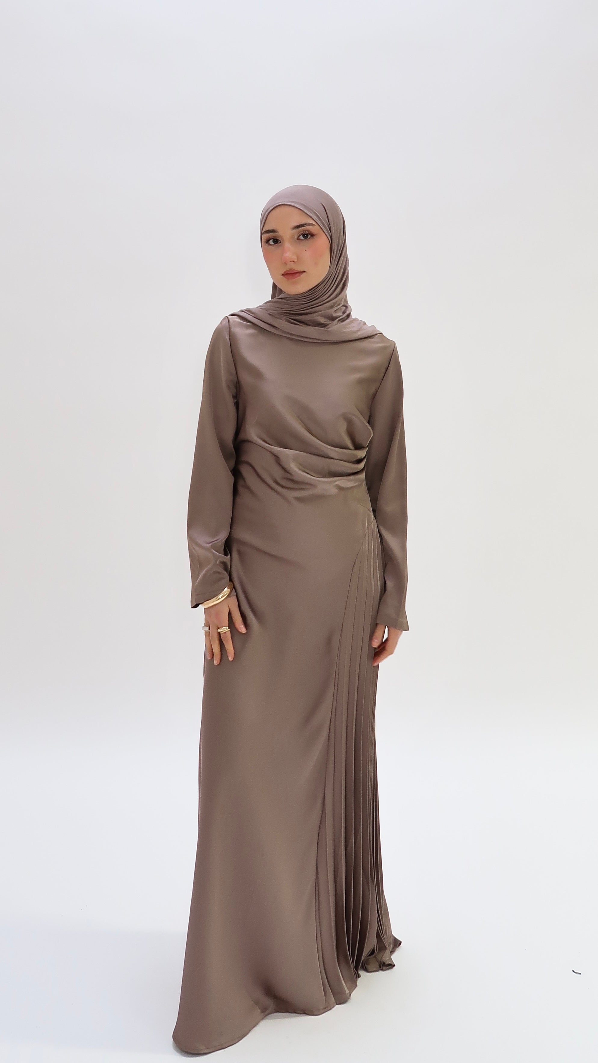 Satinkleid Aliyah