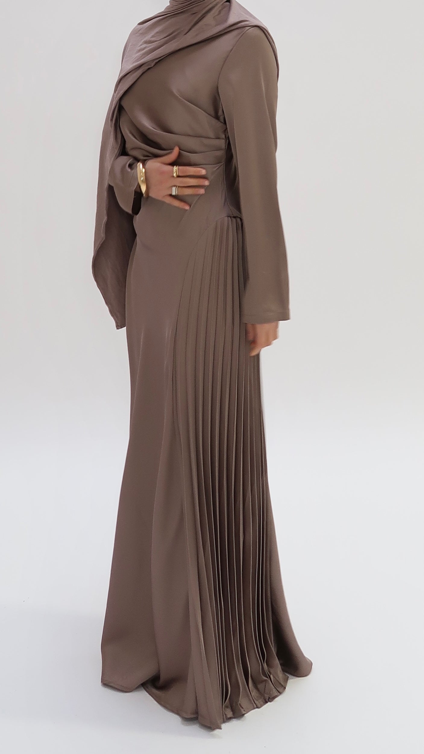 Satinkleid Aliyah