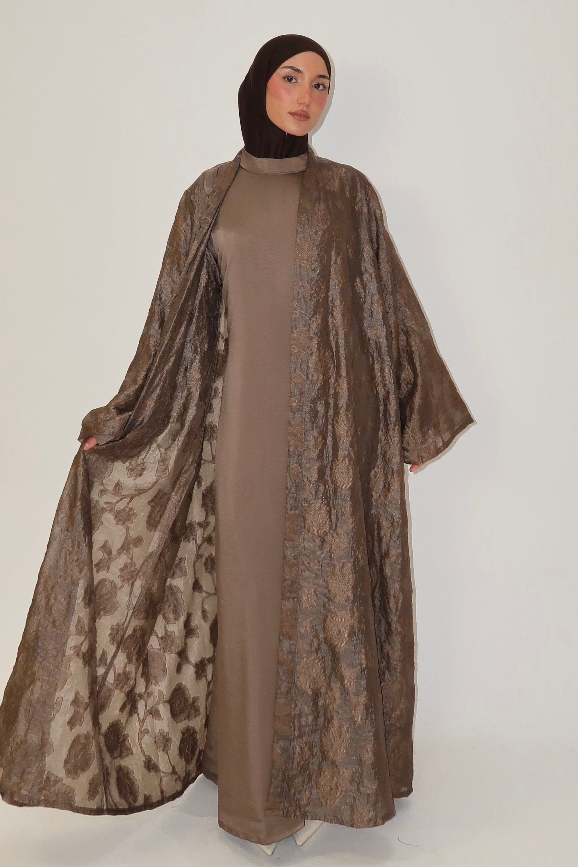 Abaya Osmanthus Braun