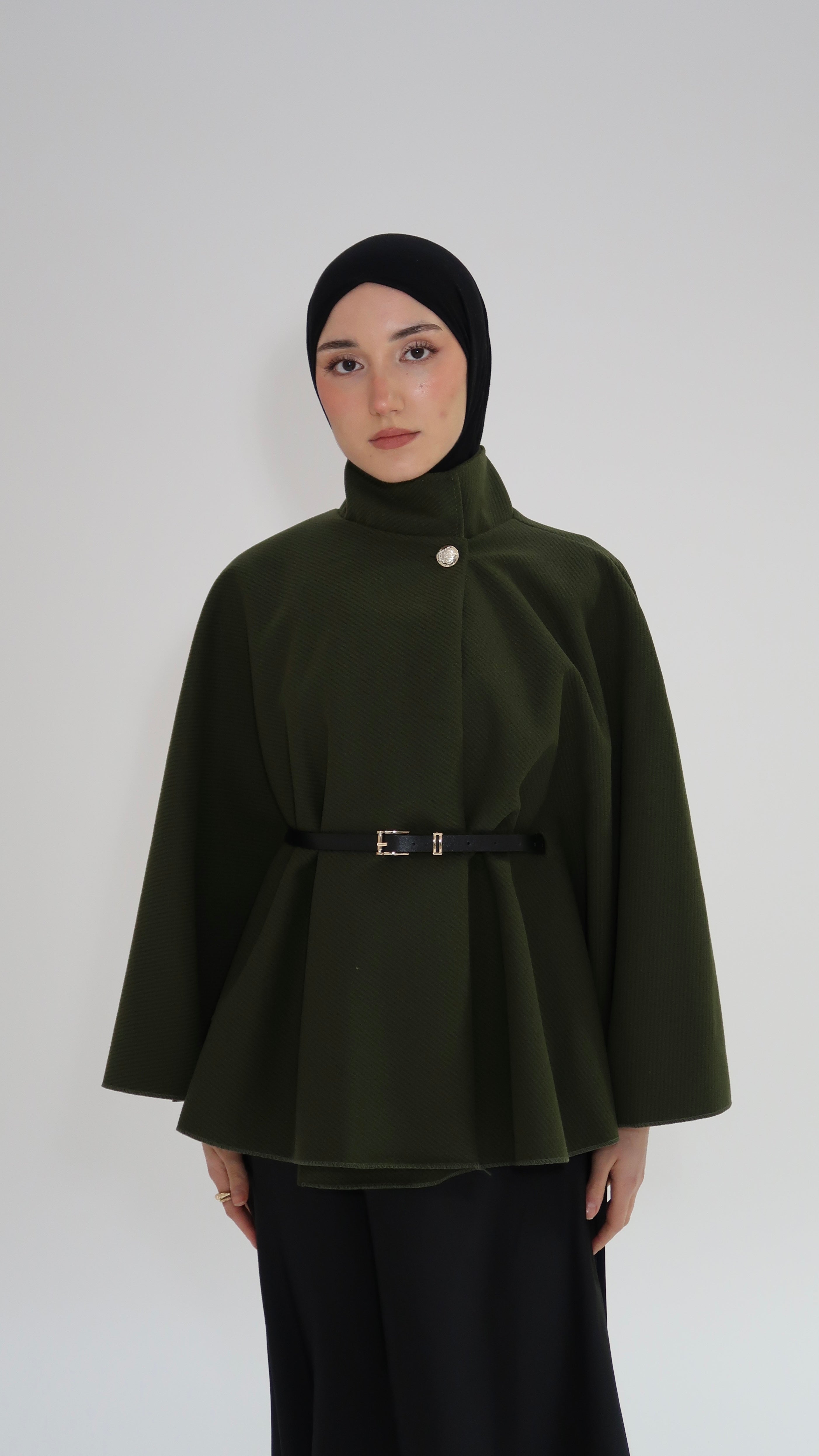 Cape mit Gürtel